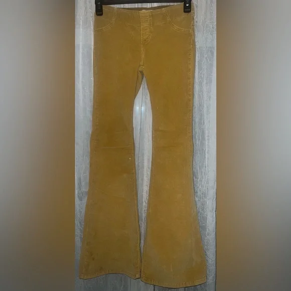 We The Free / Free People Pull On Corduroy Flare Bell Bottom Pant Hayloft Yellow - Picture 3 of 5